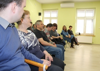 klubowicze z rodzinami.