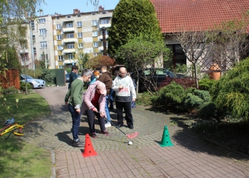 Gry i zabawy w ogrodzie.