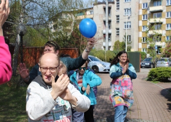 Gry i zabawy w ogrodzie.