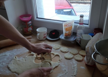 Robimy pączki i rogaliki.