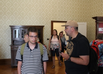 Zwiedzanie zamku w Mosznej.