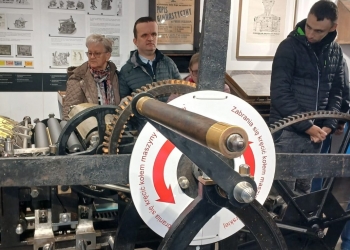 Zwiedzanie wystaw w Muzeum Podhalańskim.