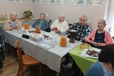 Kolędowanie z Przyjaciółmi w „Przystani”.