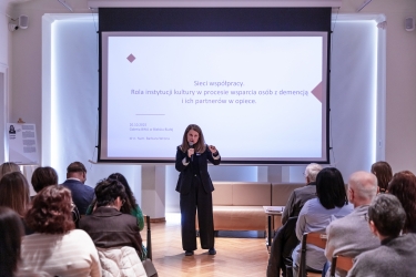 „Sieci współpracy. Rola instytucji kultury w procesie wsparcia osób z demencją i ich partnerów w opiece”.